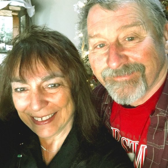 Meet your Posher's. Ellen & Brian - Picture 2 of 5